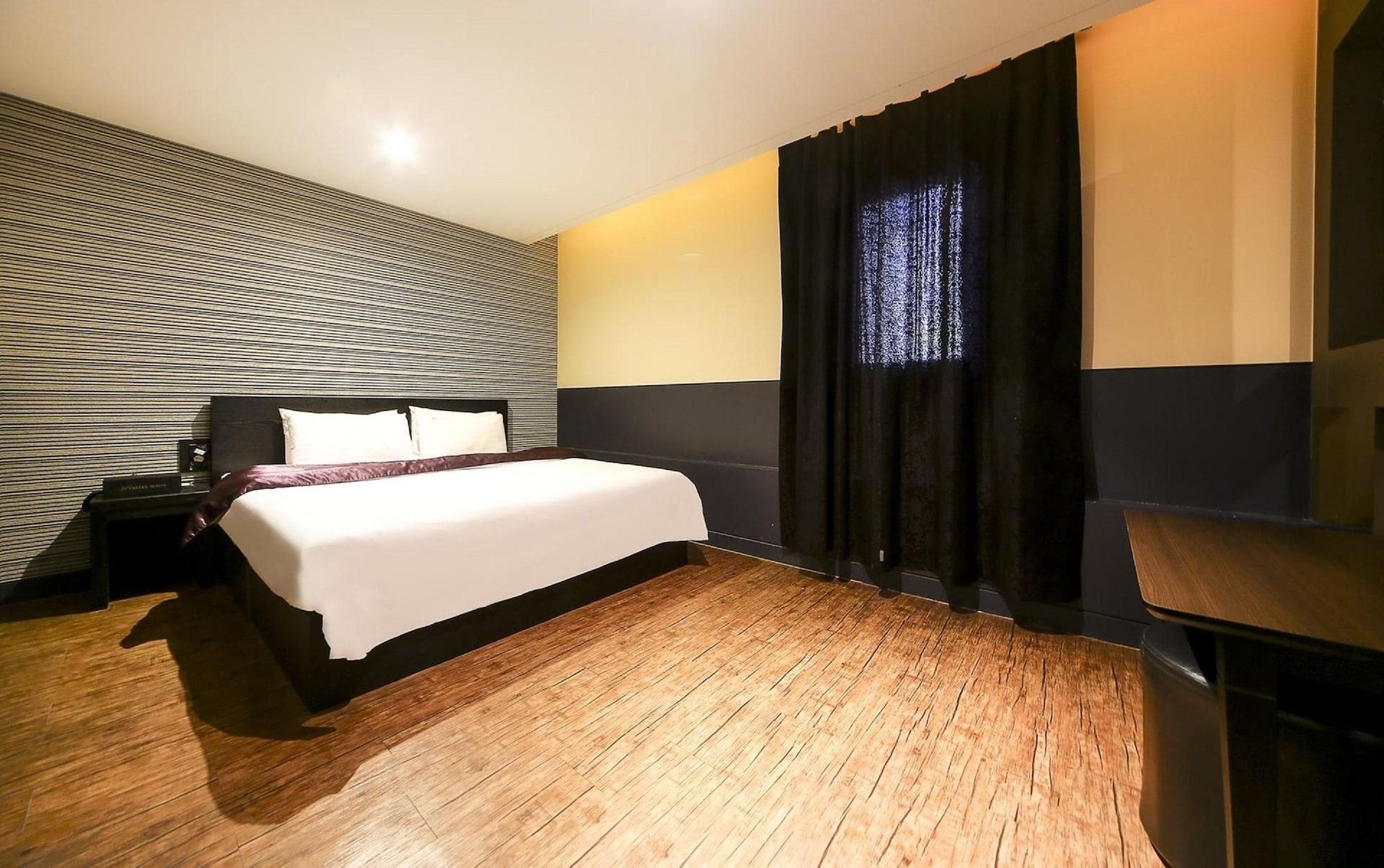 Hotel Pavia Bucheon Zewnętrze zdjęcie